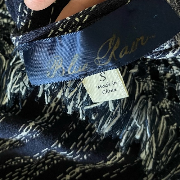 Blue Rain| Francesca’s Beachy Boho Long Sleeve Blouse with Fringe Accents••• - Picture 6 of 10